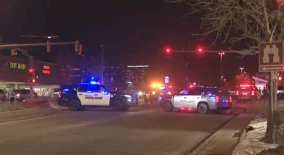 Two teens hit by car in Aurora, one dies_Feb 1 2023