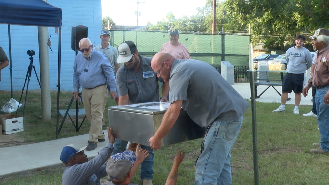 City of Rockdale buries 2024 time capsule to close out Sesquicentennial celebration