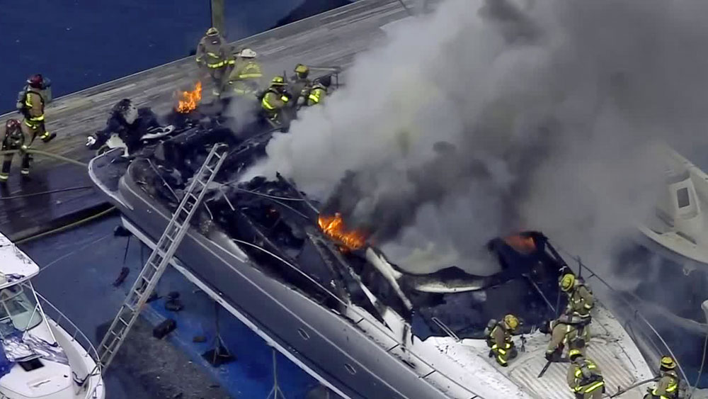 wptv-yacht-fire-.jpg