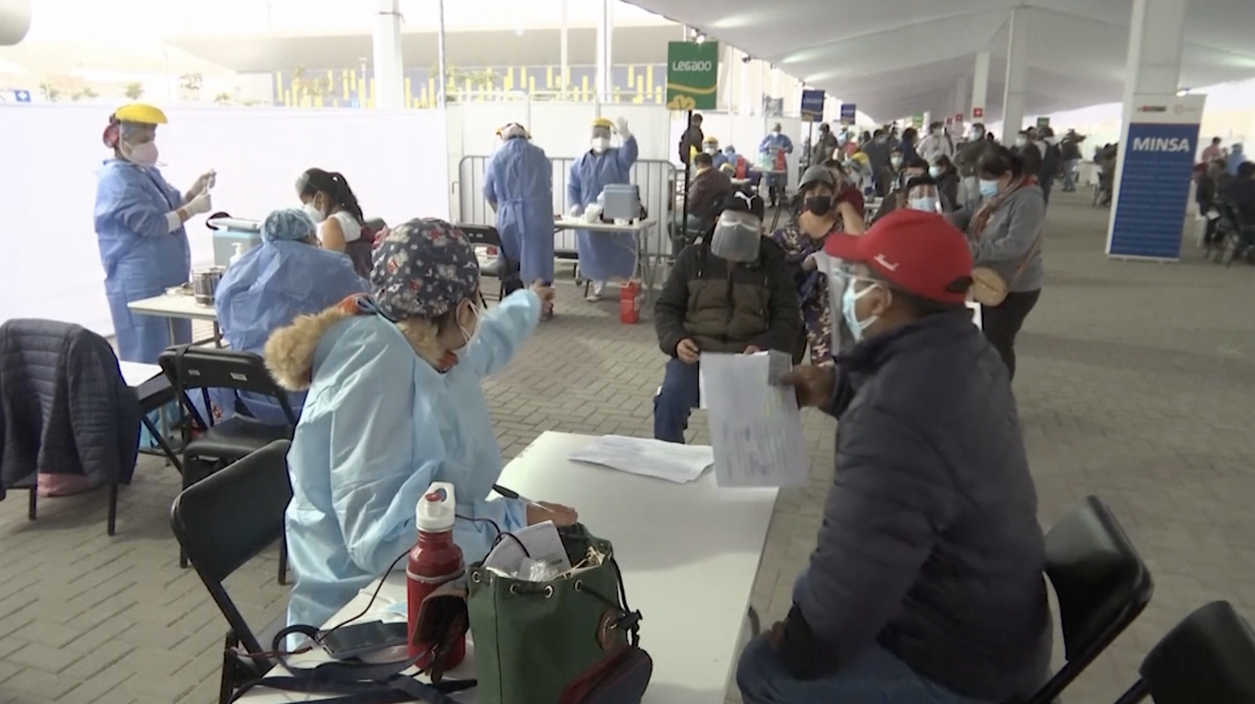 COVID vaccinations in Peru
