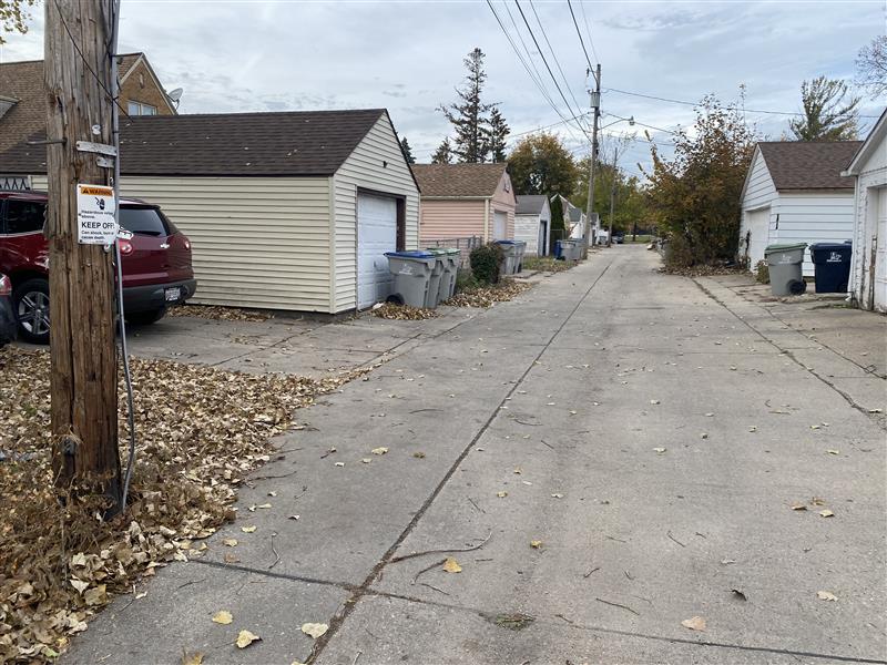Alley where Anya was found