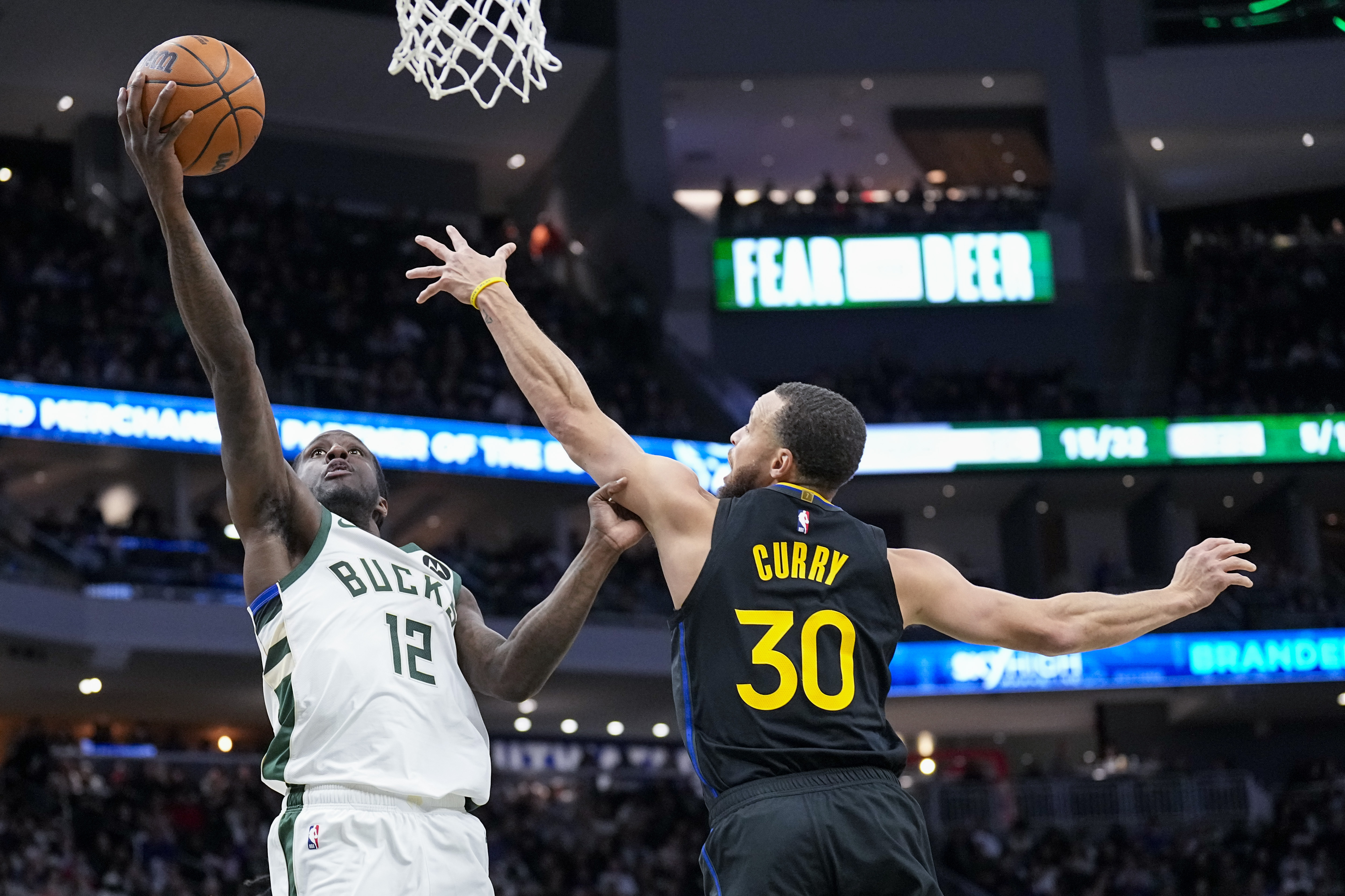 Warriors Bucks Basketball
