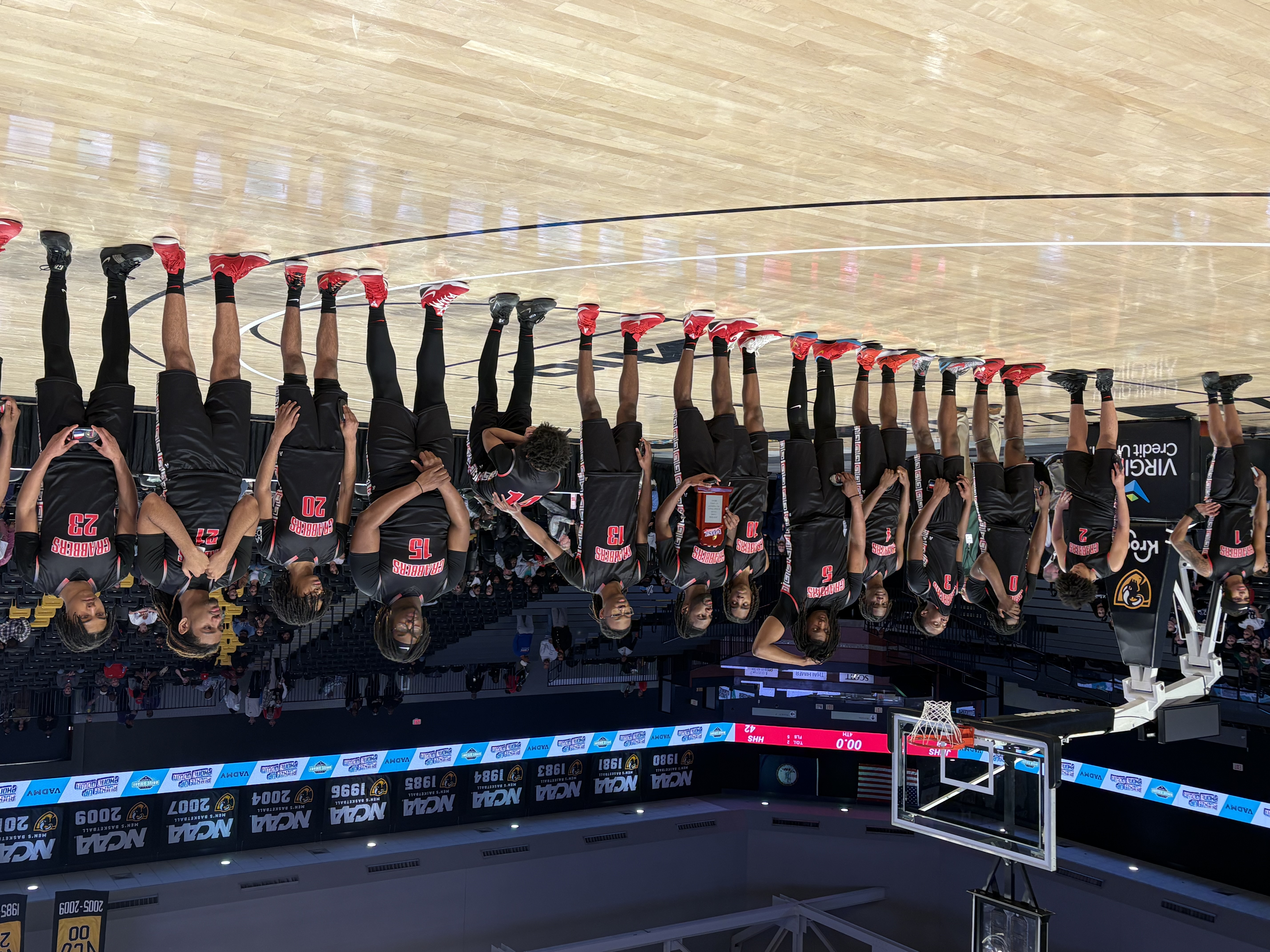 HAMPTON BOYS BASKETBALL