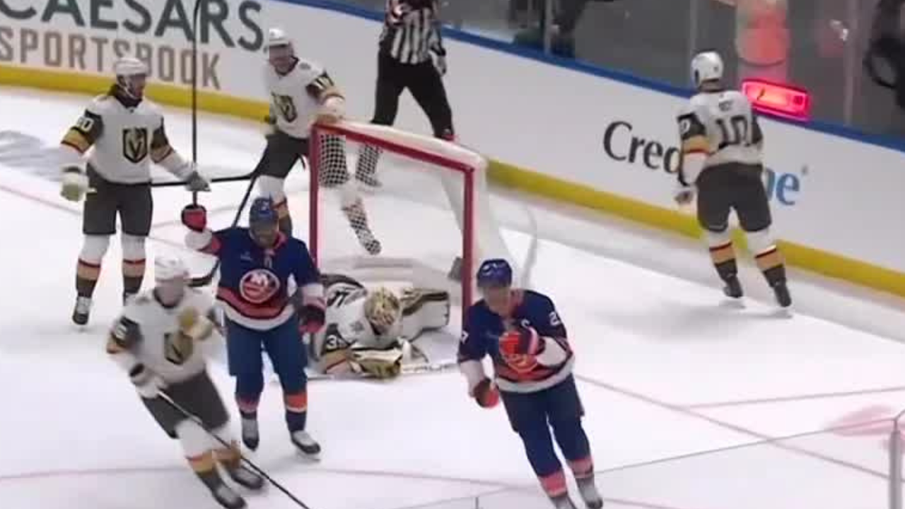 Vegas Golden Knights take fourth straight loss, falling 2-1 to New York Islanders