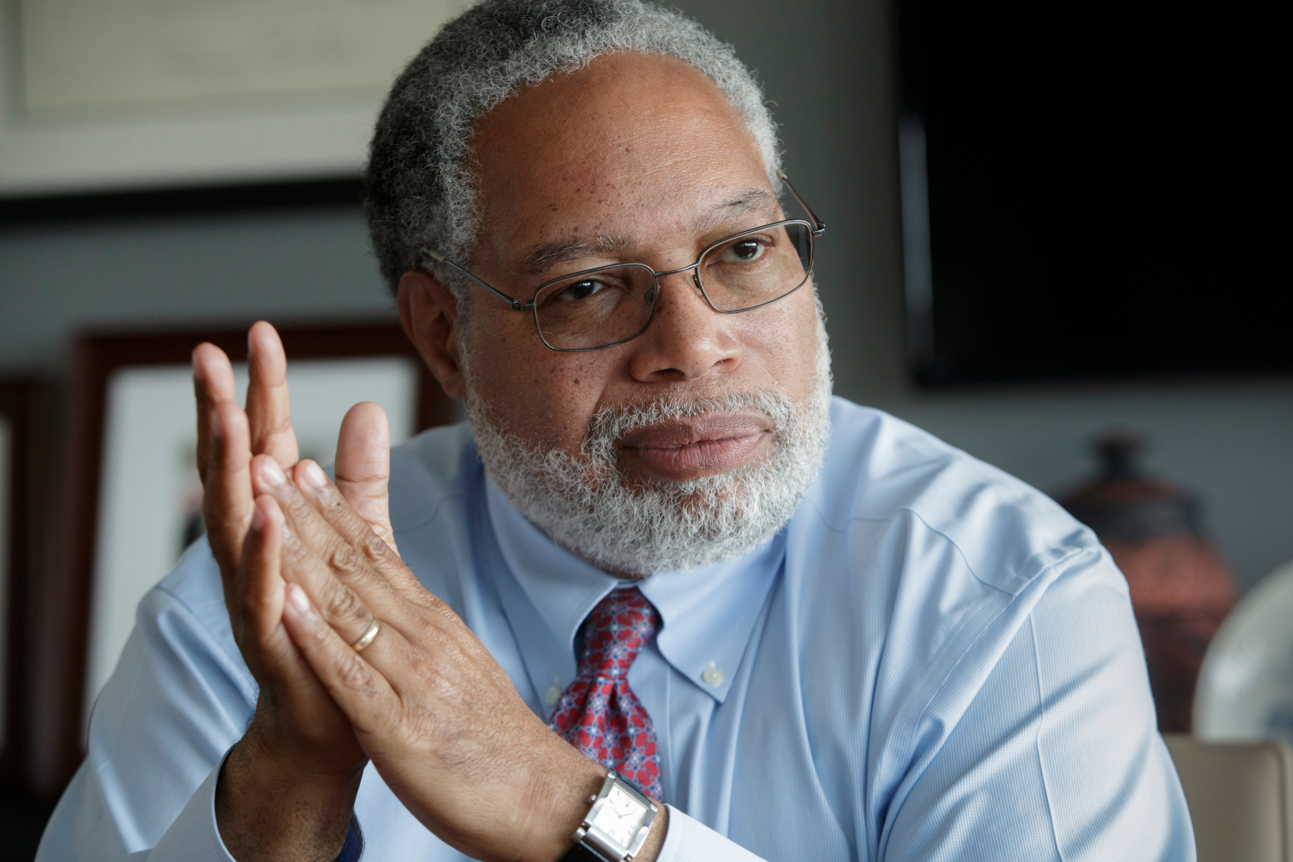 Smithsonian Bunch Retires