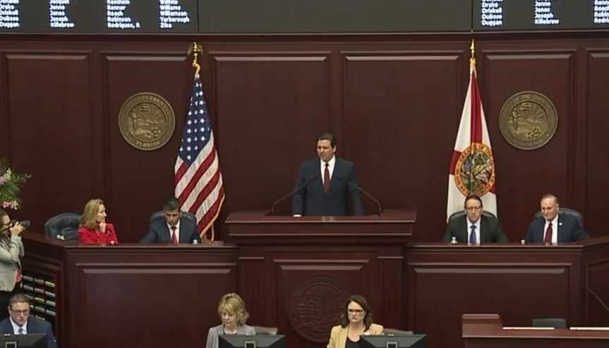 desantis.JPG
