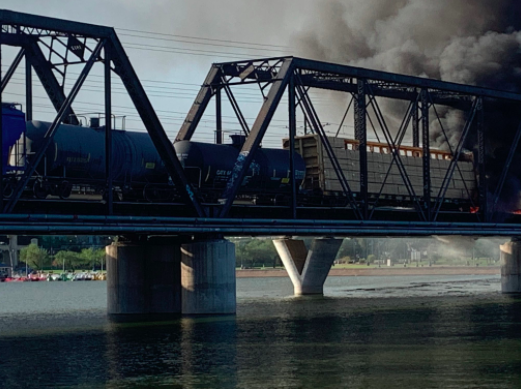 Tempe train