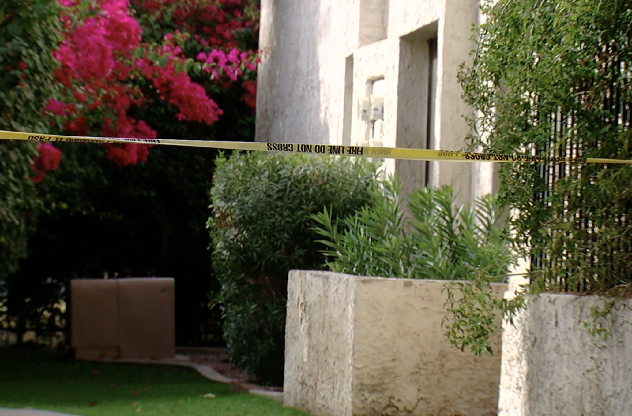 Woman dies in apartment fire  31st and Peoria avenues