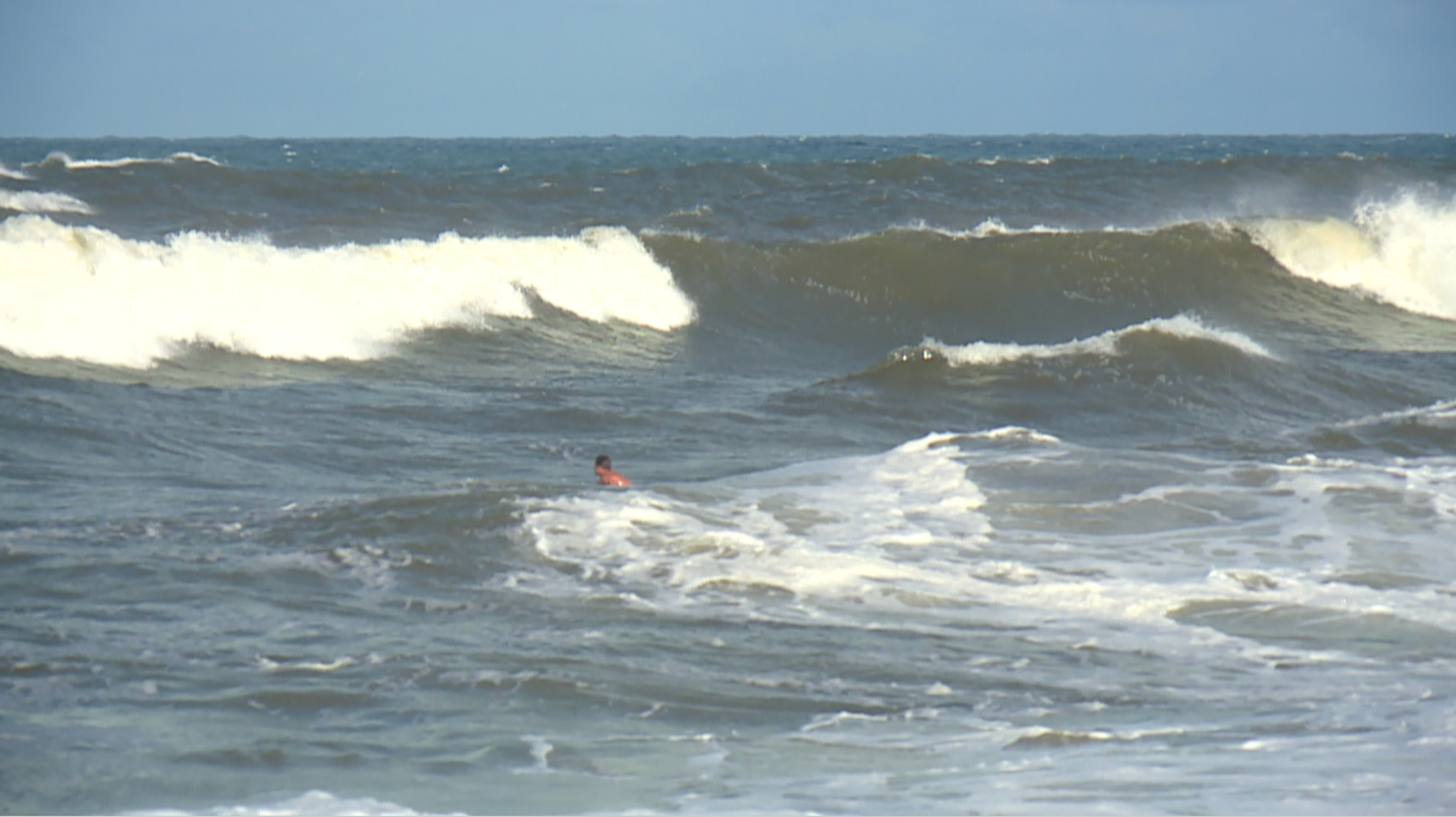 Nor'easter brings dangerous surf and rough conditions to Juno Beach through the weekend