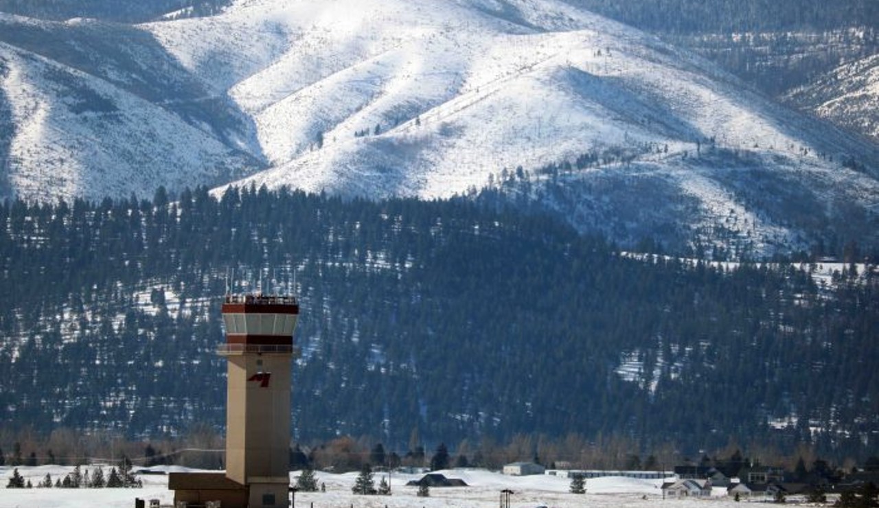 Airport-Tower-700x467.jpg