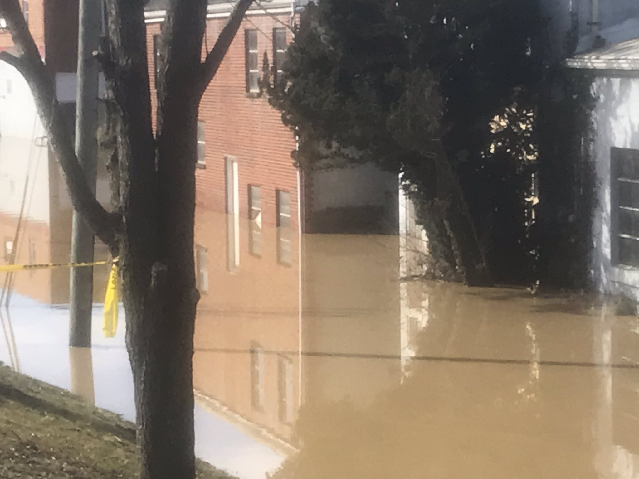Beattyville flood.jpg