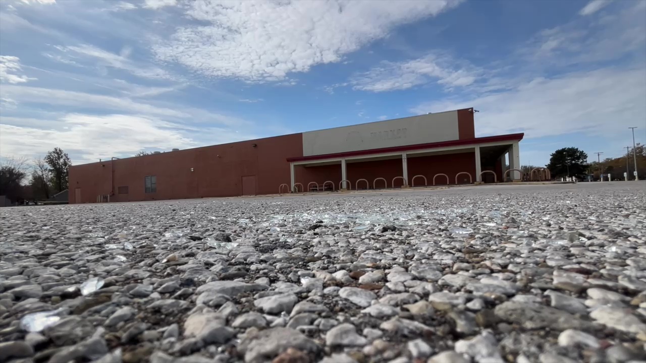 The former Dave's Markets store on Lakeshore Boulevard in Collinwood has been vacant for more than two years. Now the city of Cleveland plans to buy it.