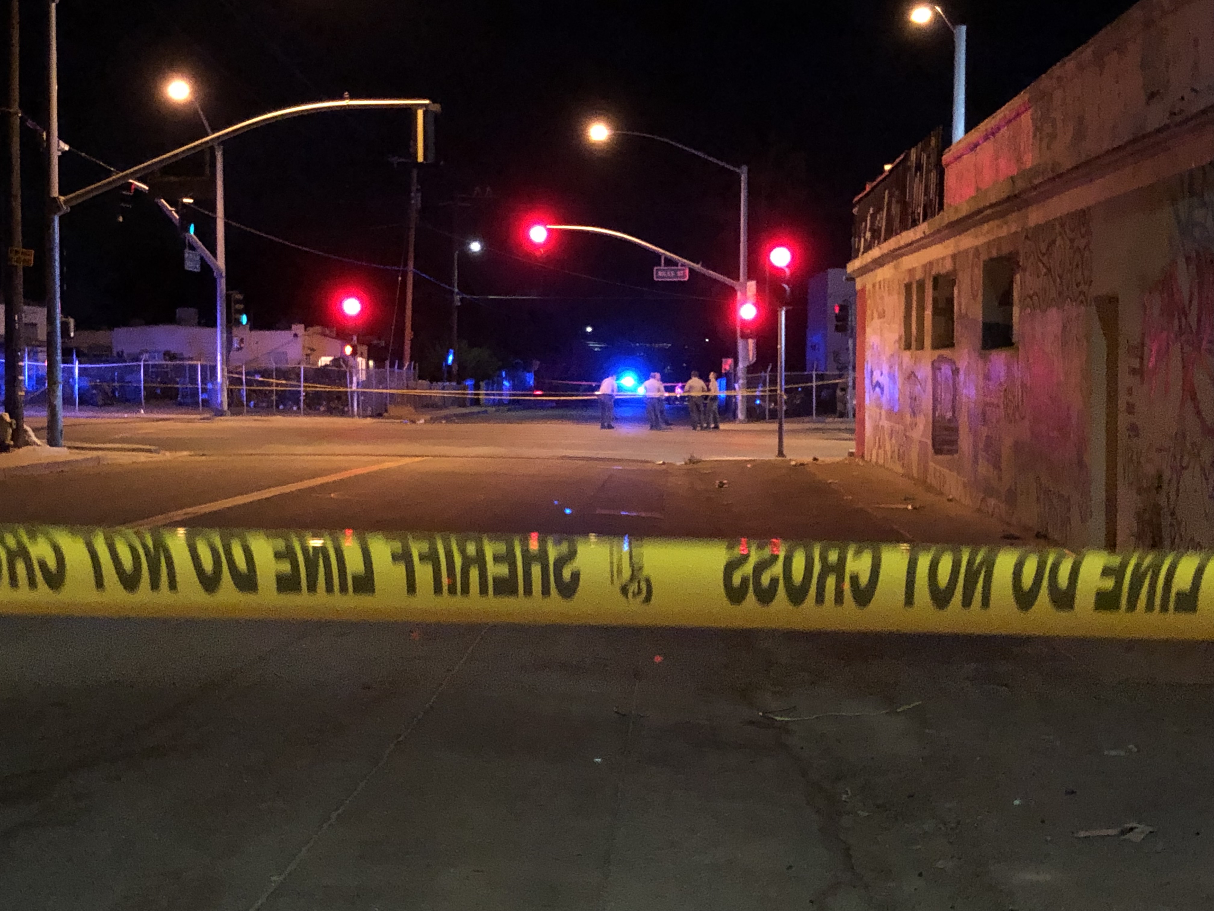 Kern County Sheriff's Office investigating deadly shooting near Niles St. and Barlow St. 