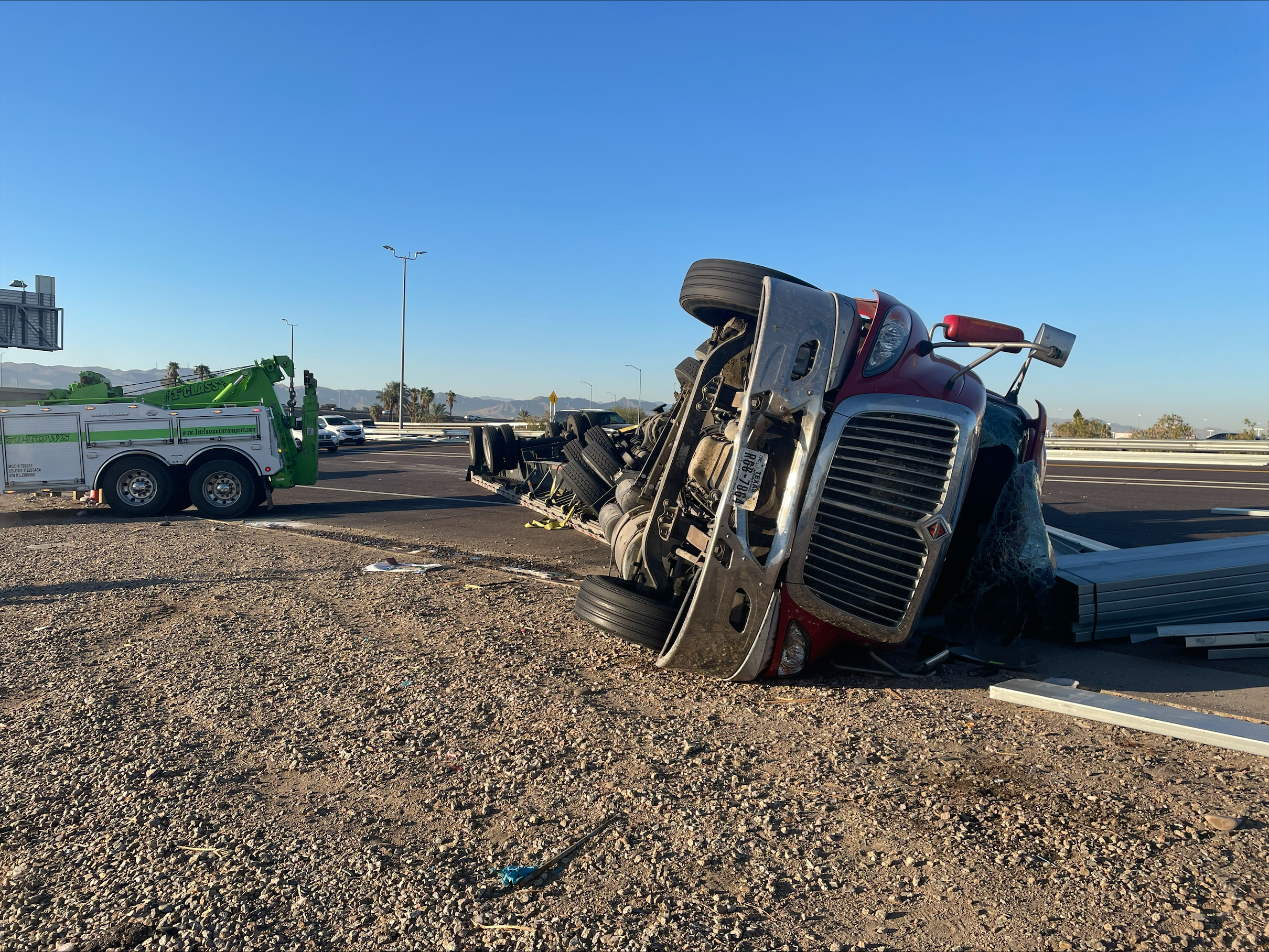 I-17 semi rollover