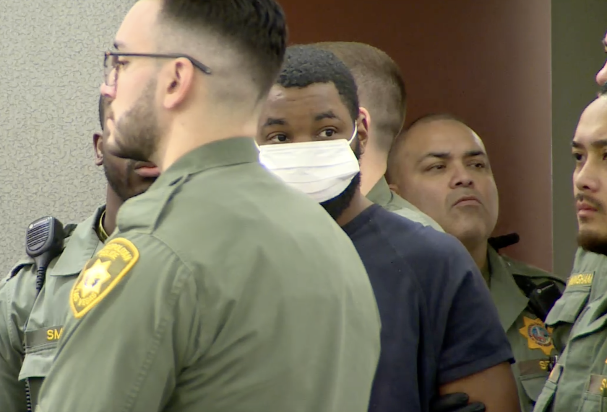 Deobra Redden - Judge attacker in court