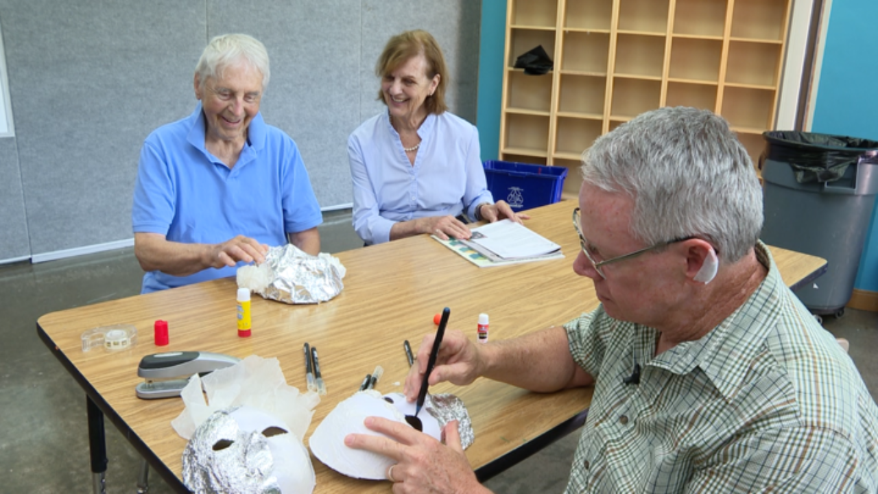 Art Connect ALZ program