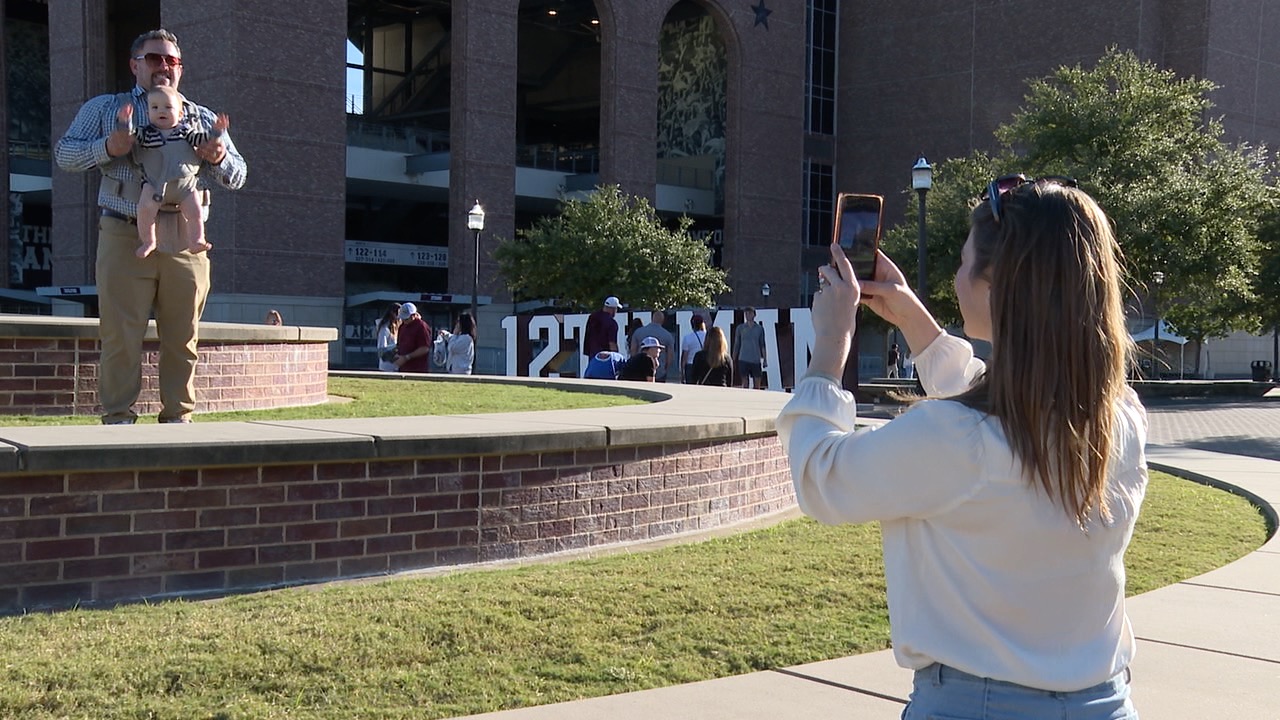 Staying safe at the 'Lone Star Showdown': Tips for fans heading to Kyle Field Saturday