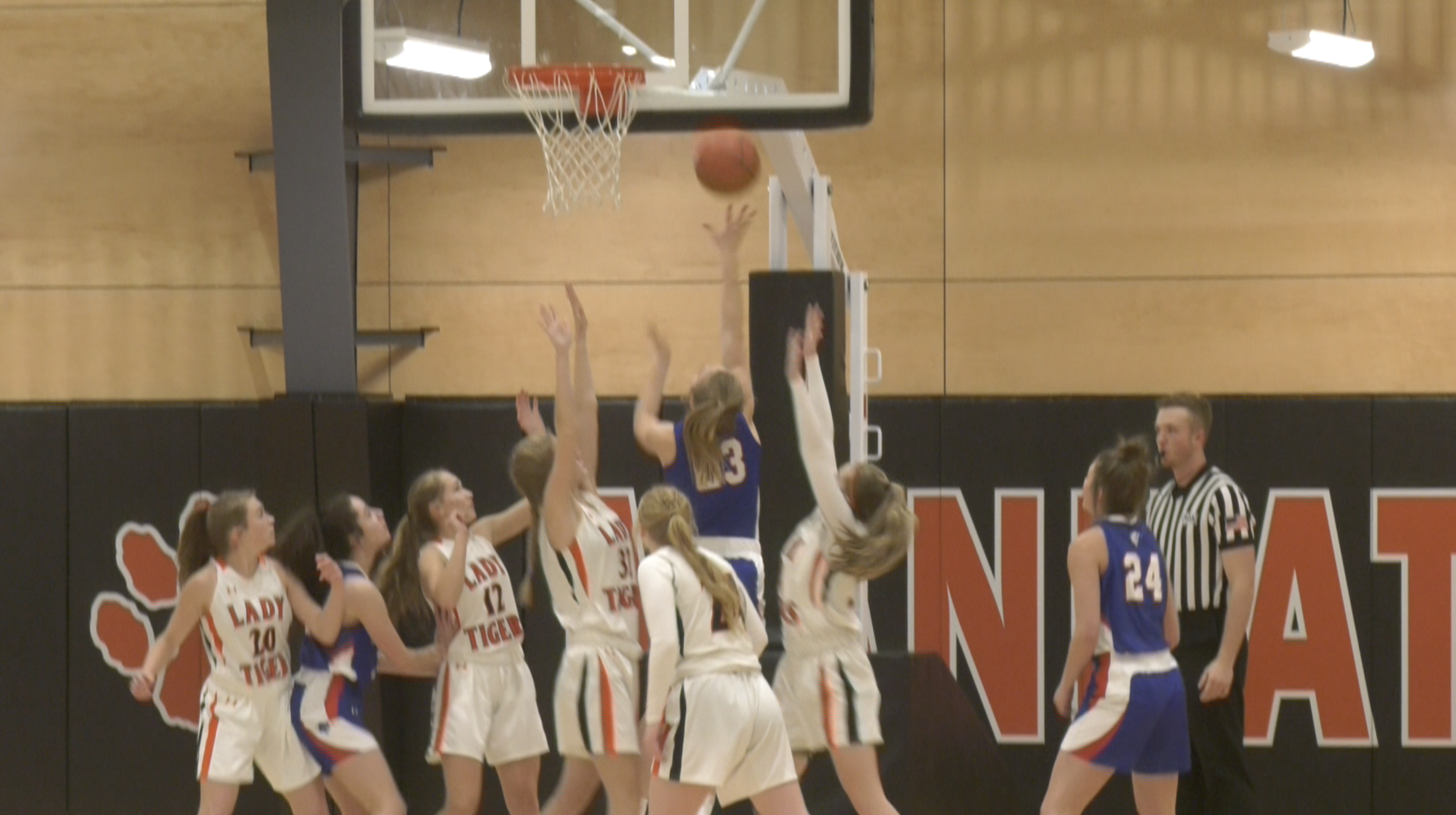Big Timber girls basketball dominates Manhattan