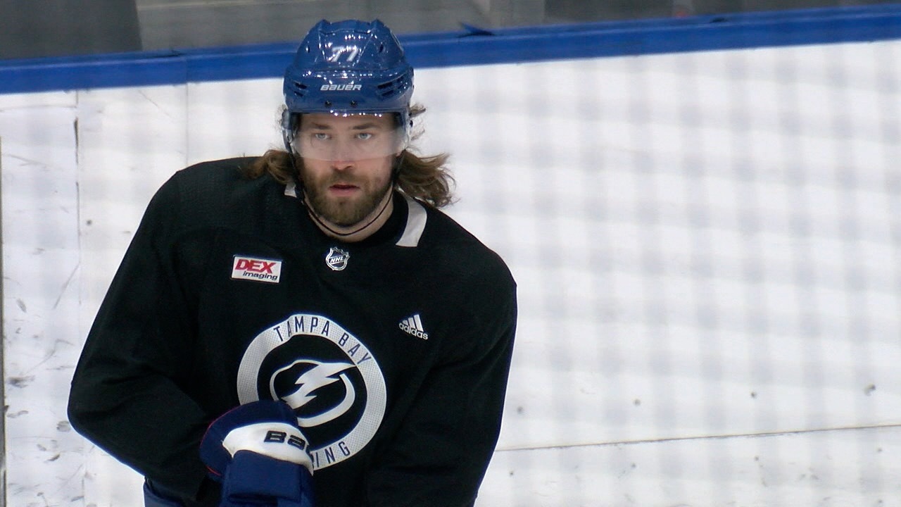 Hedman- tampa bay lightning.jpg
