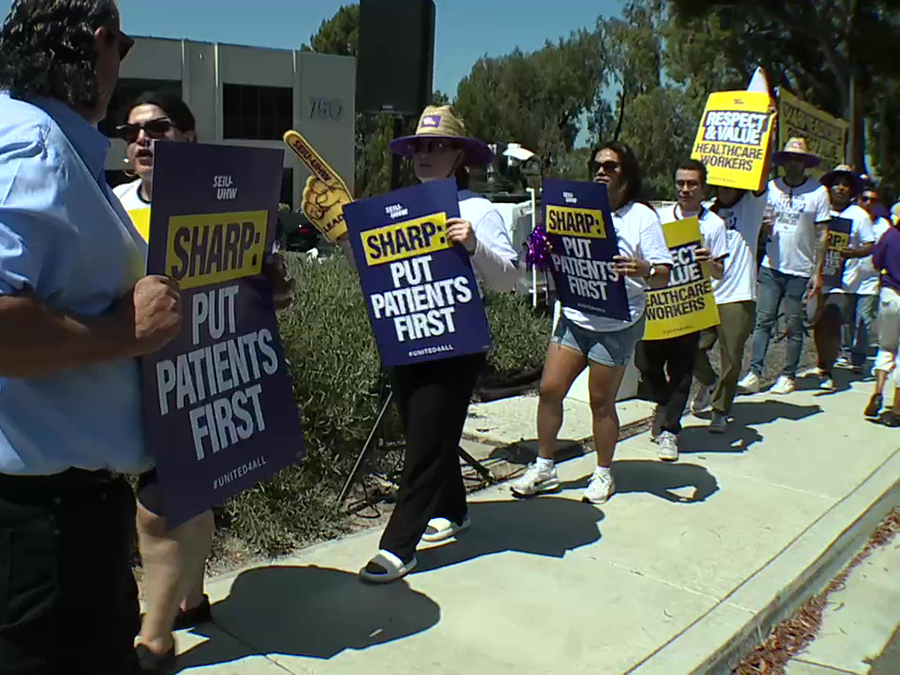 sharp_chula_vista_picket_line_082124.jpg