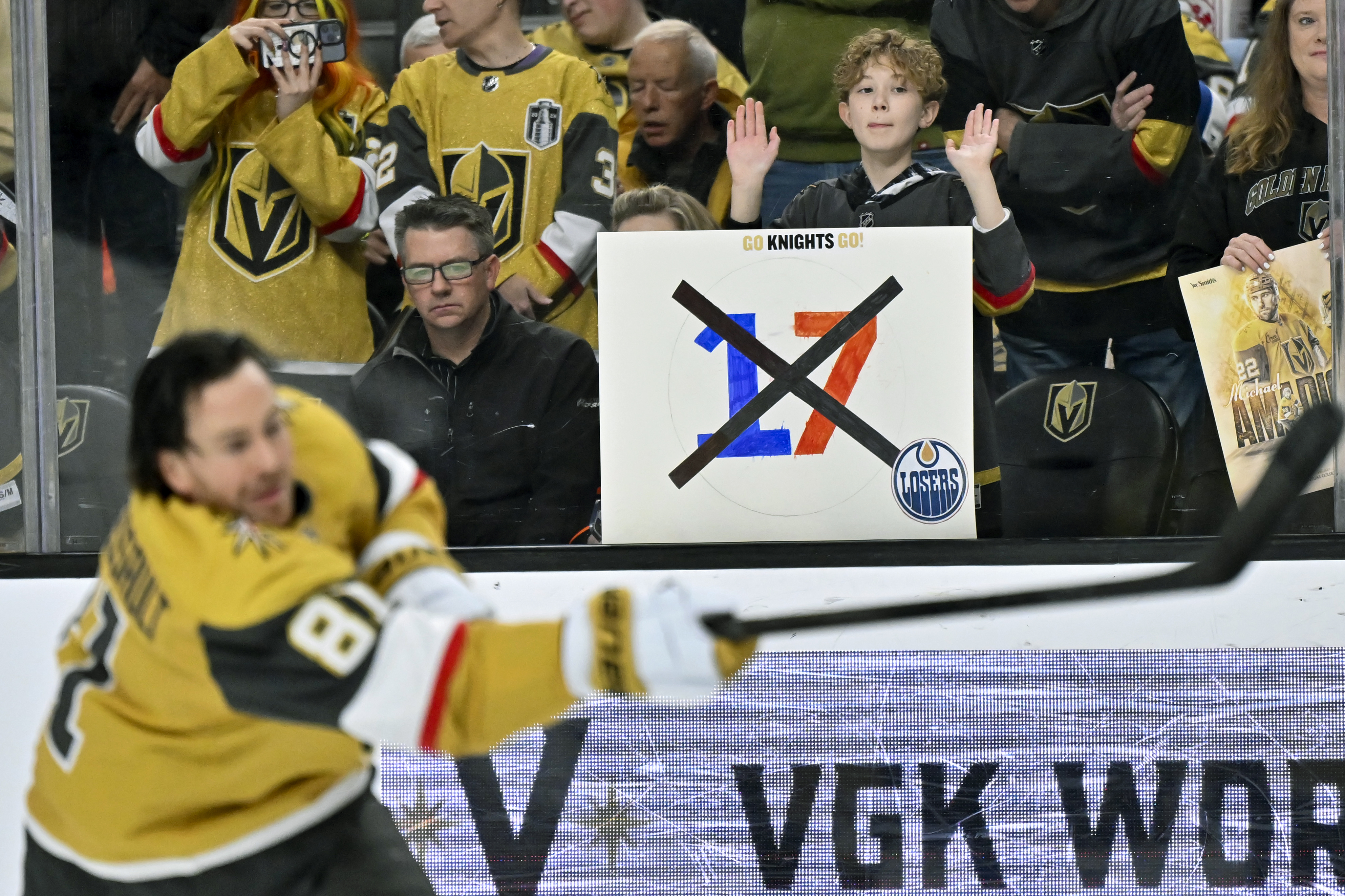 Oilers Golden Knights Hockey