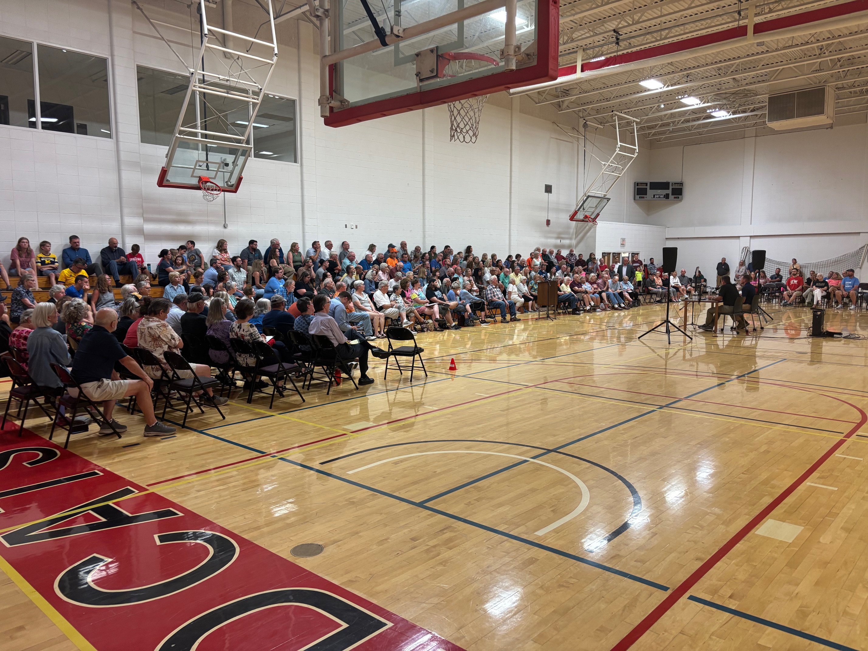Washington County community packs into old gym to discuss empty UW-Milwaukee campus' future