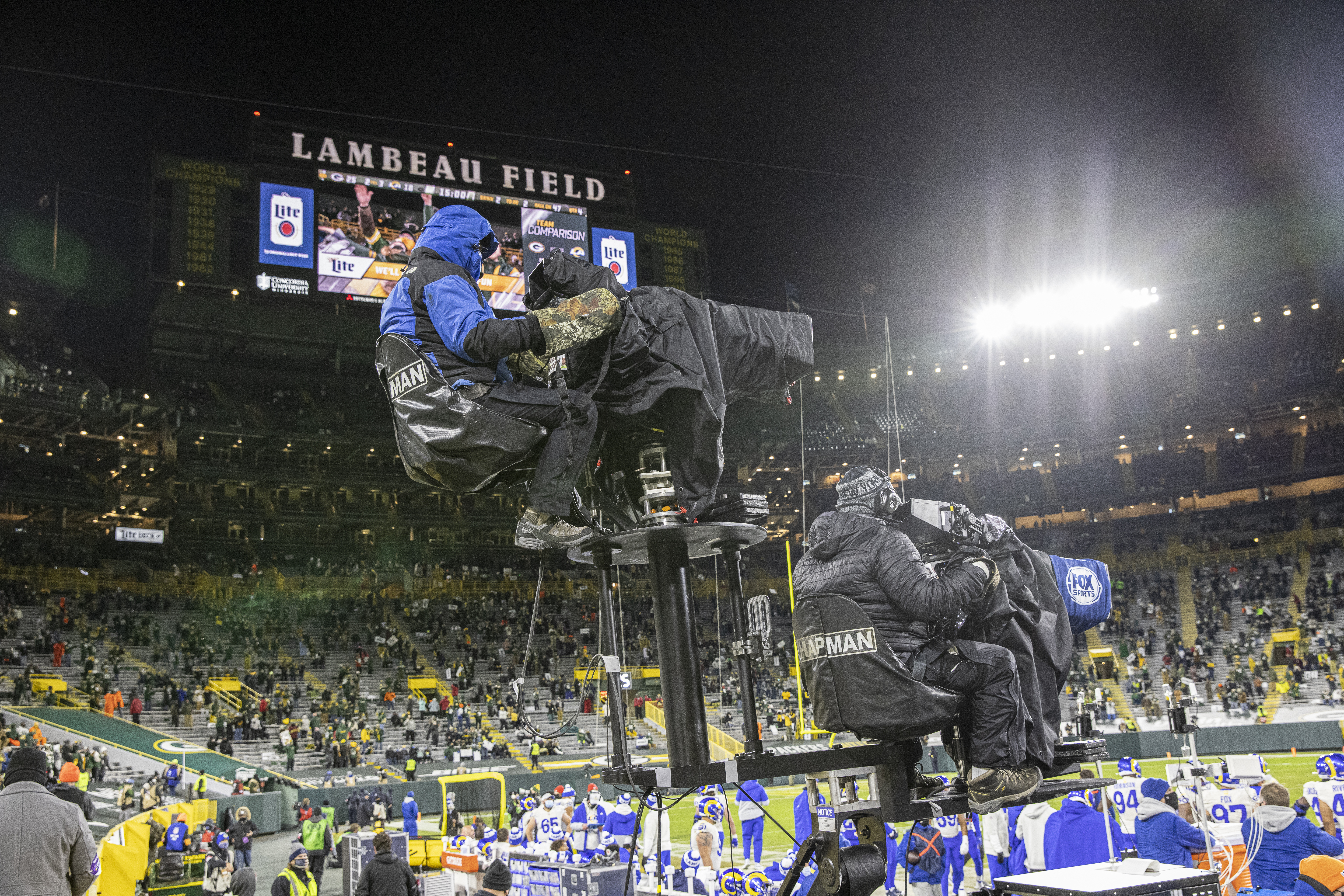 Rams Packers Football