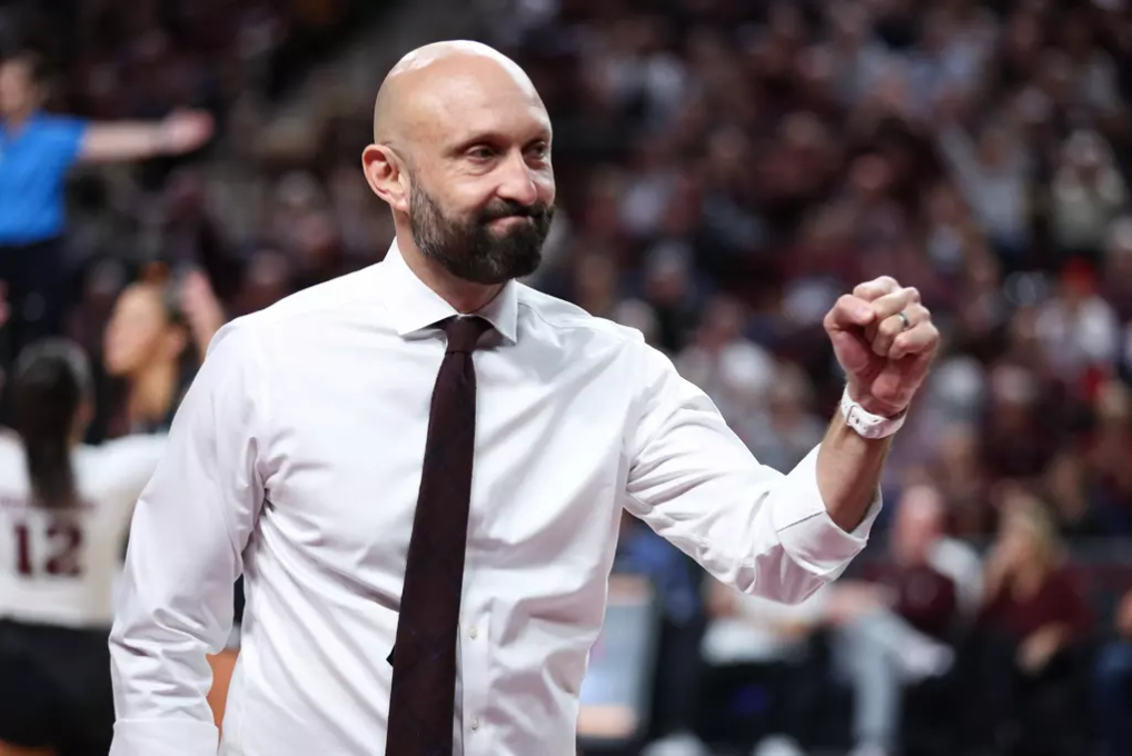 Jamie Morrison - TAMU Women's volleyball headcoach.png