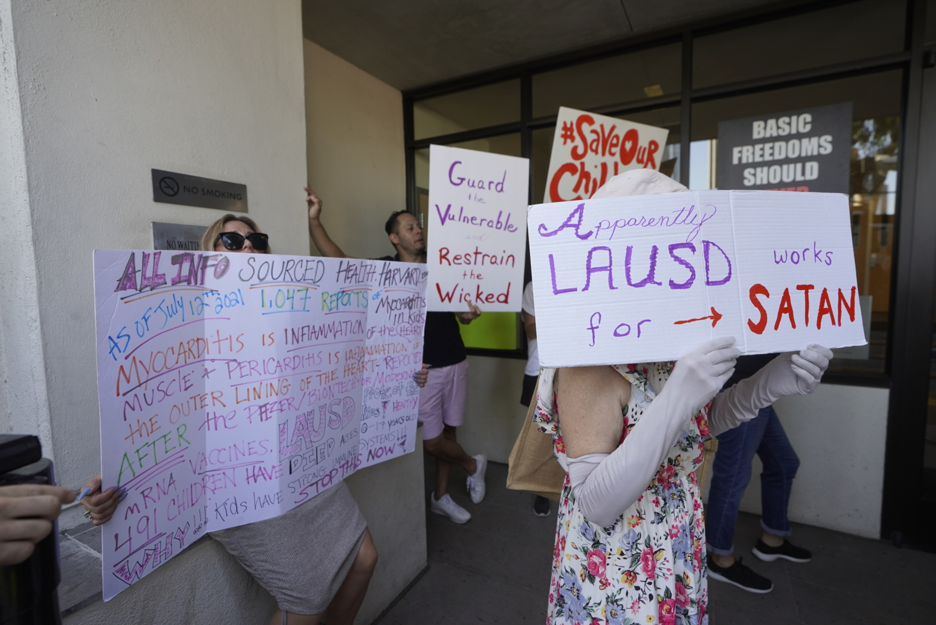 Virus Outbreak Los Angeles Schools
