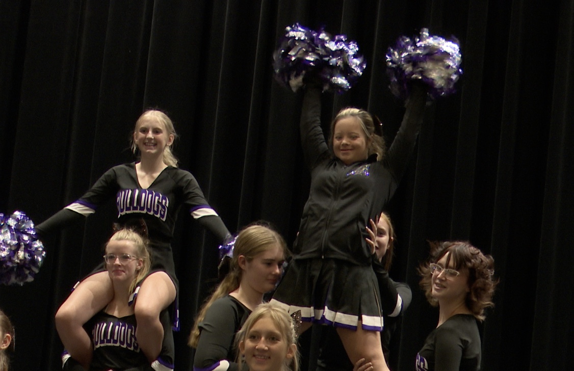 HANNA CHEERLEADER.jpg