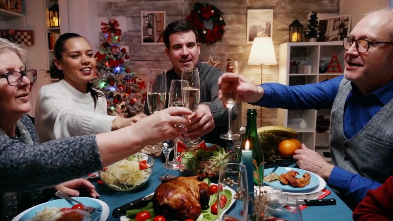 thanksgiving holiday (1).jpg