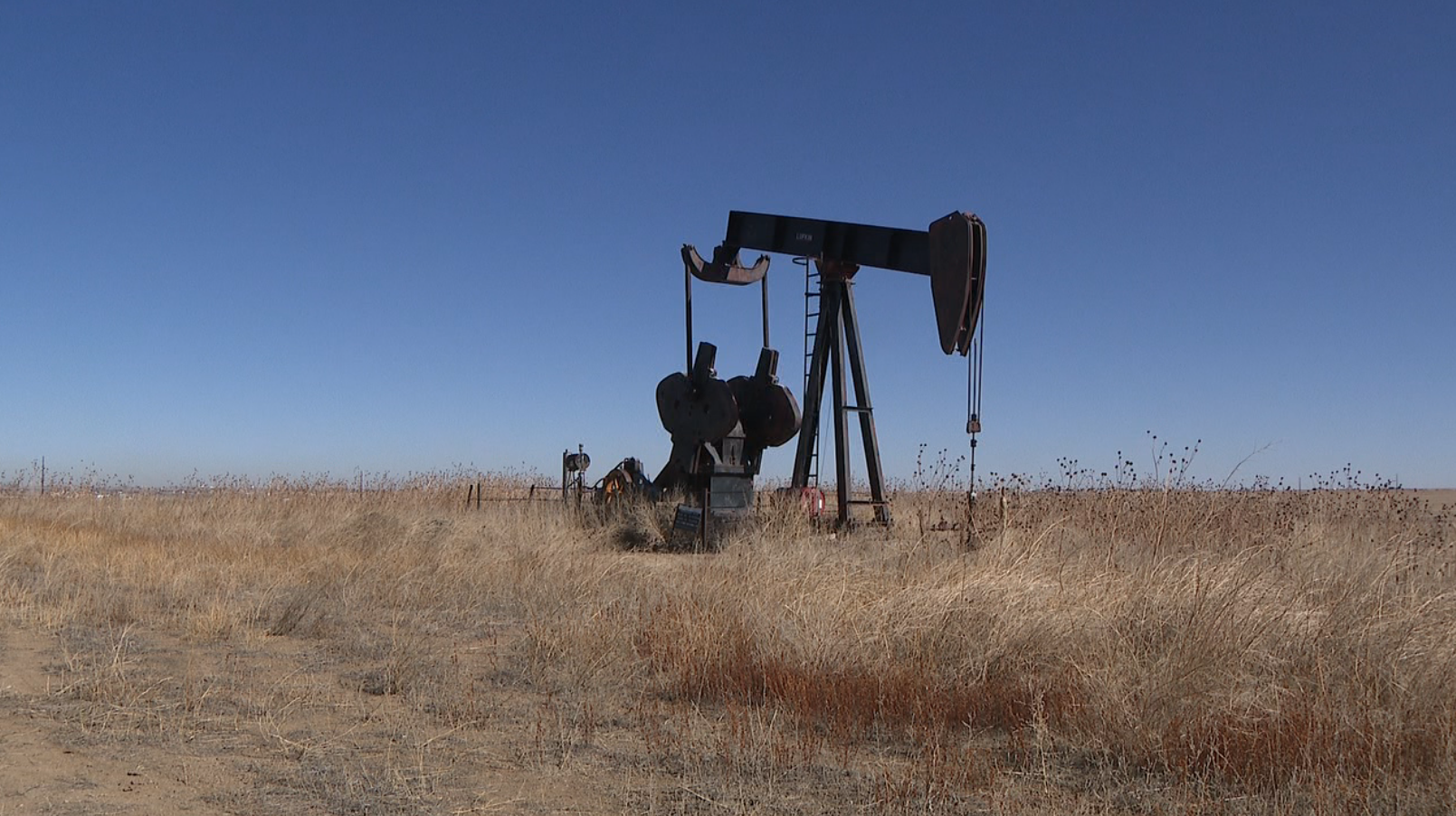 Abandoned oil well 