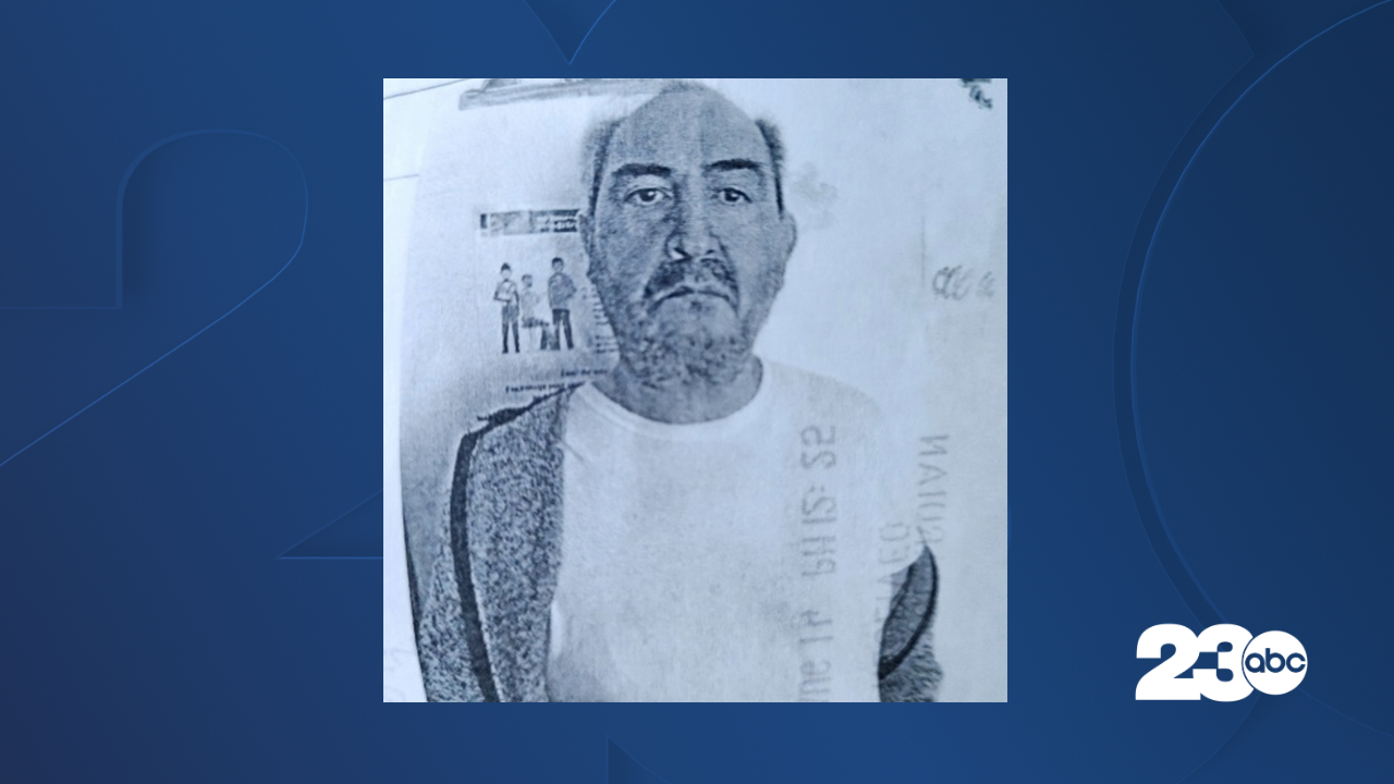 Gregorio Fierro, 52
