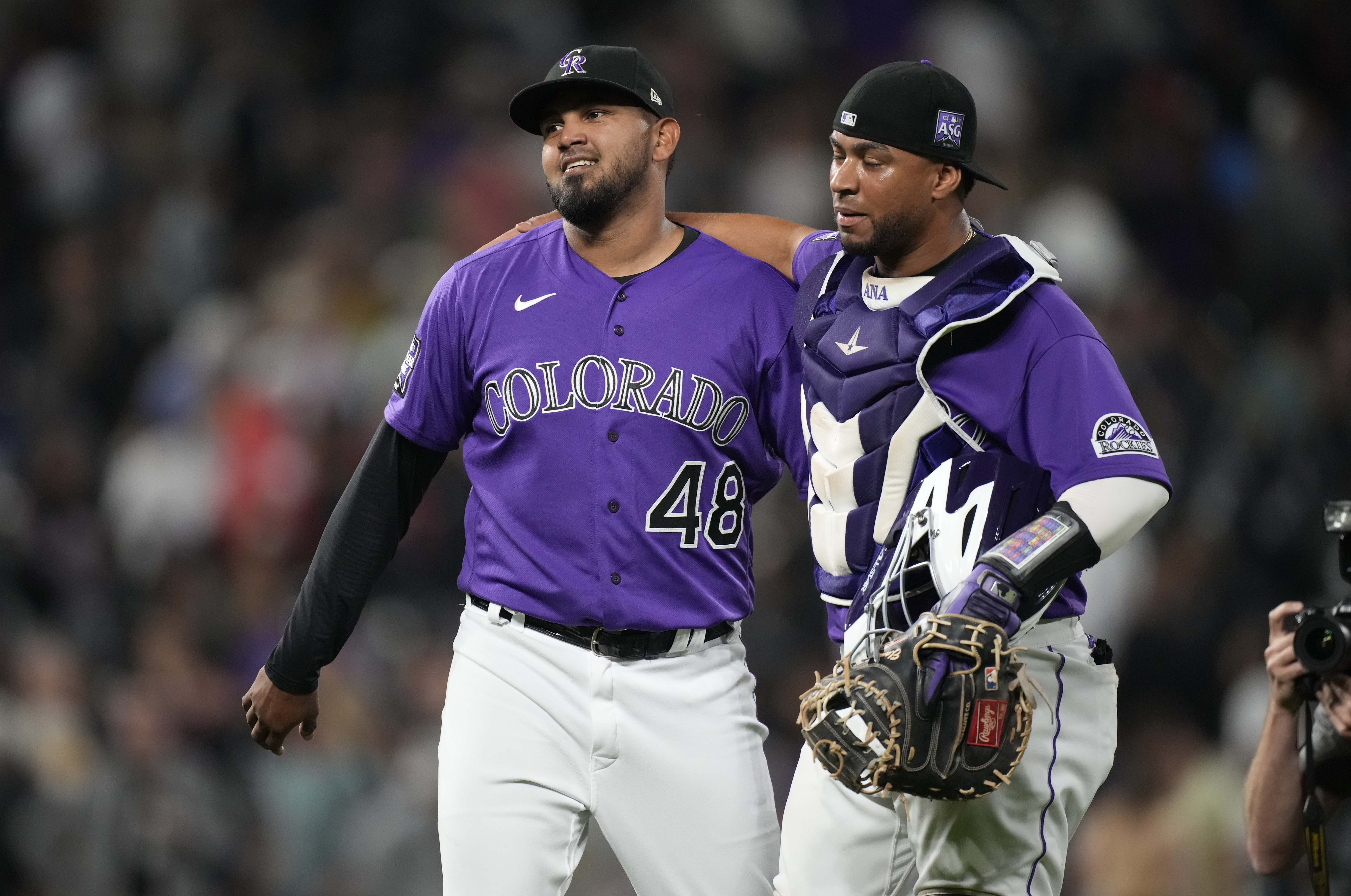 Germán Márquez comes within 3 outs of 8th no-hitter of 2021