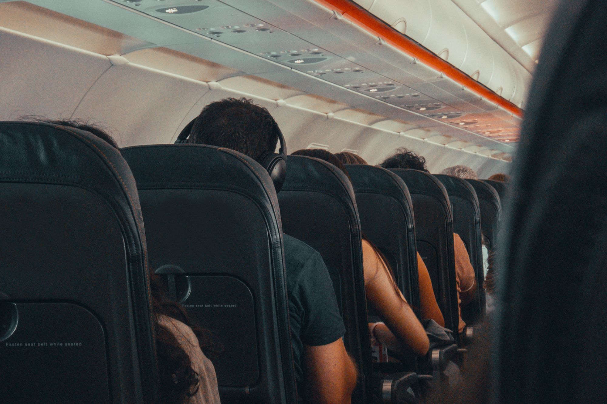 Passengers who refuse to use headphones can now be kicked off United flights.