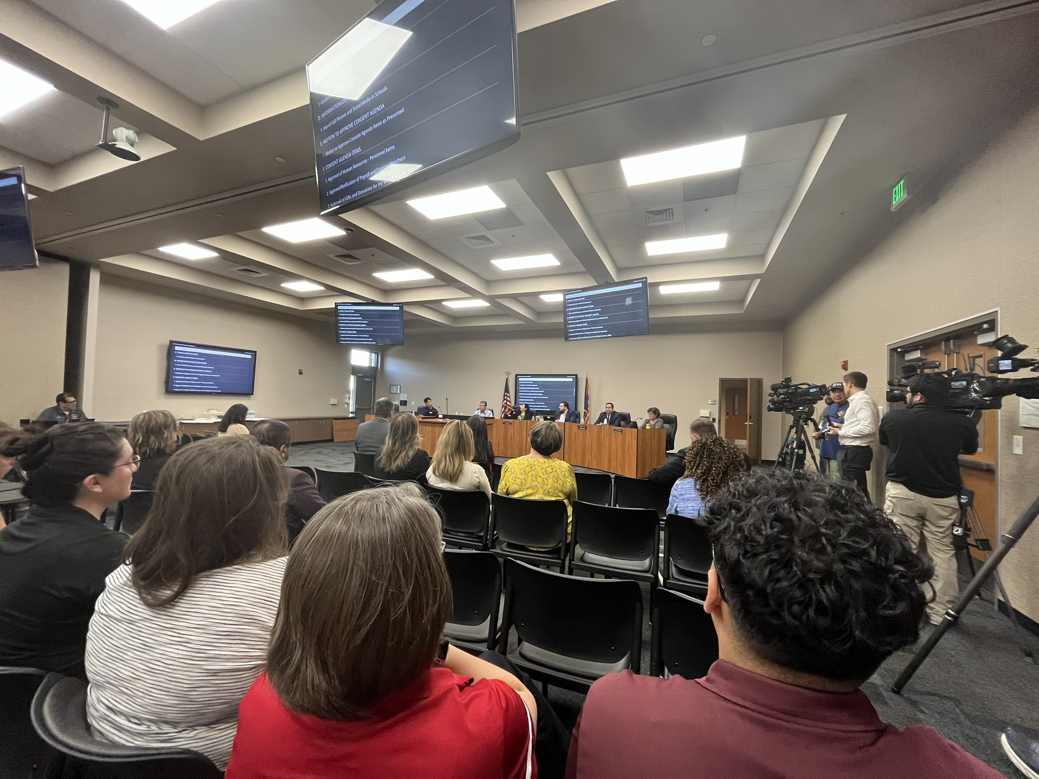 tolleson unified board meeting 8-13