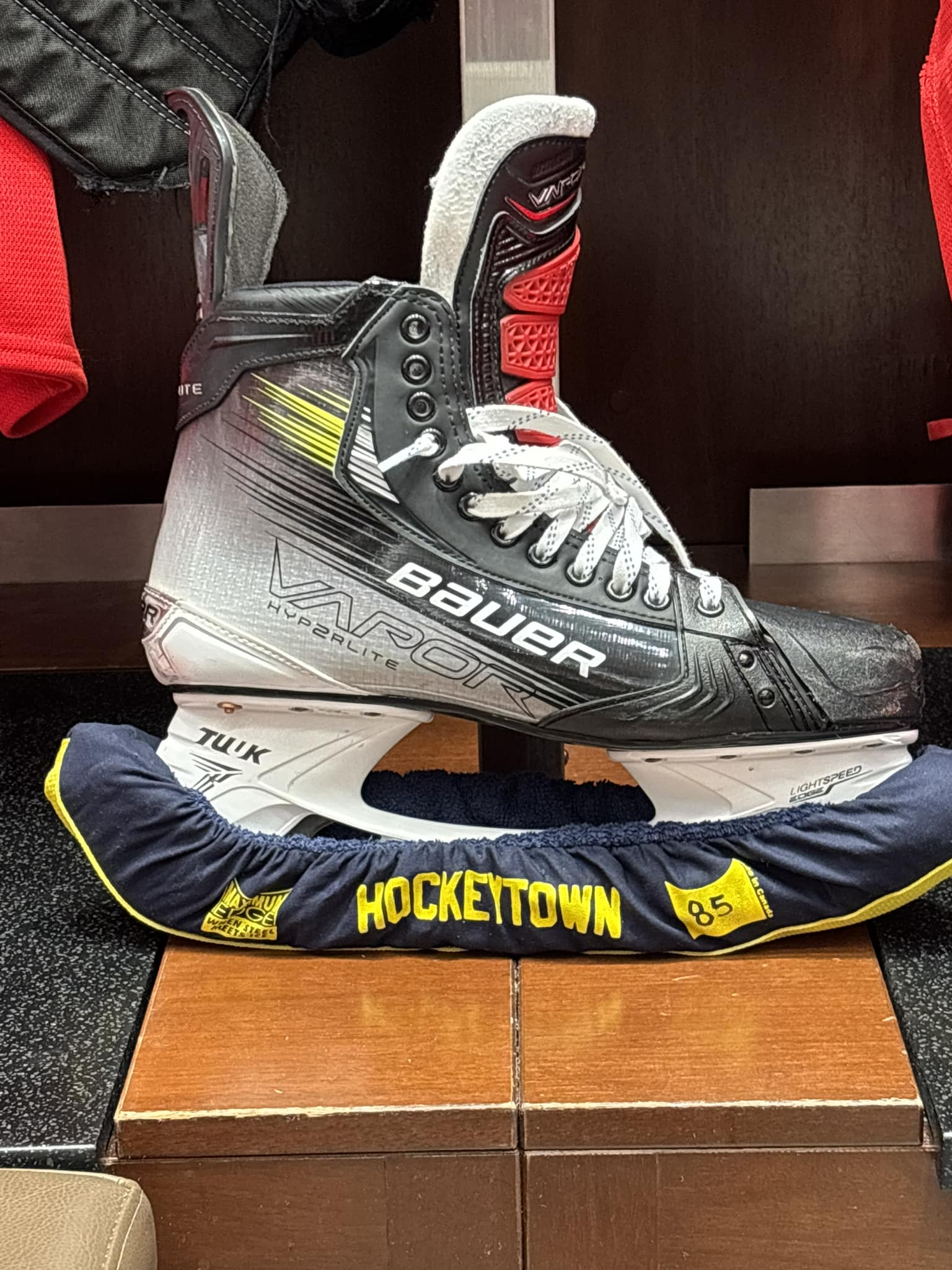 Red Wings maize and blue skate guards