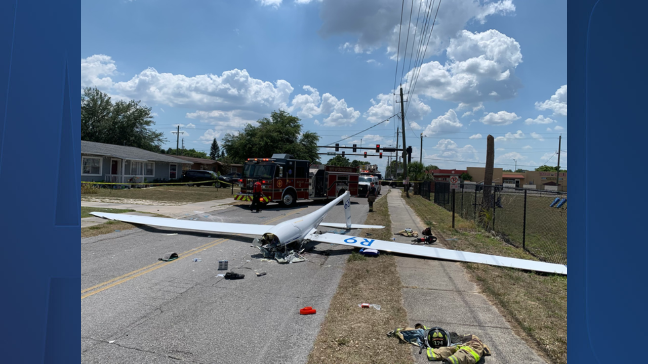 airplane glider crash