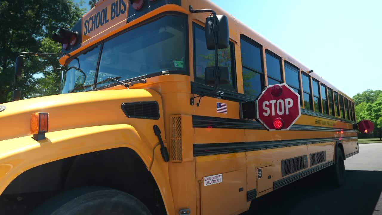 Henrico School Bus 01.jpg