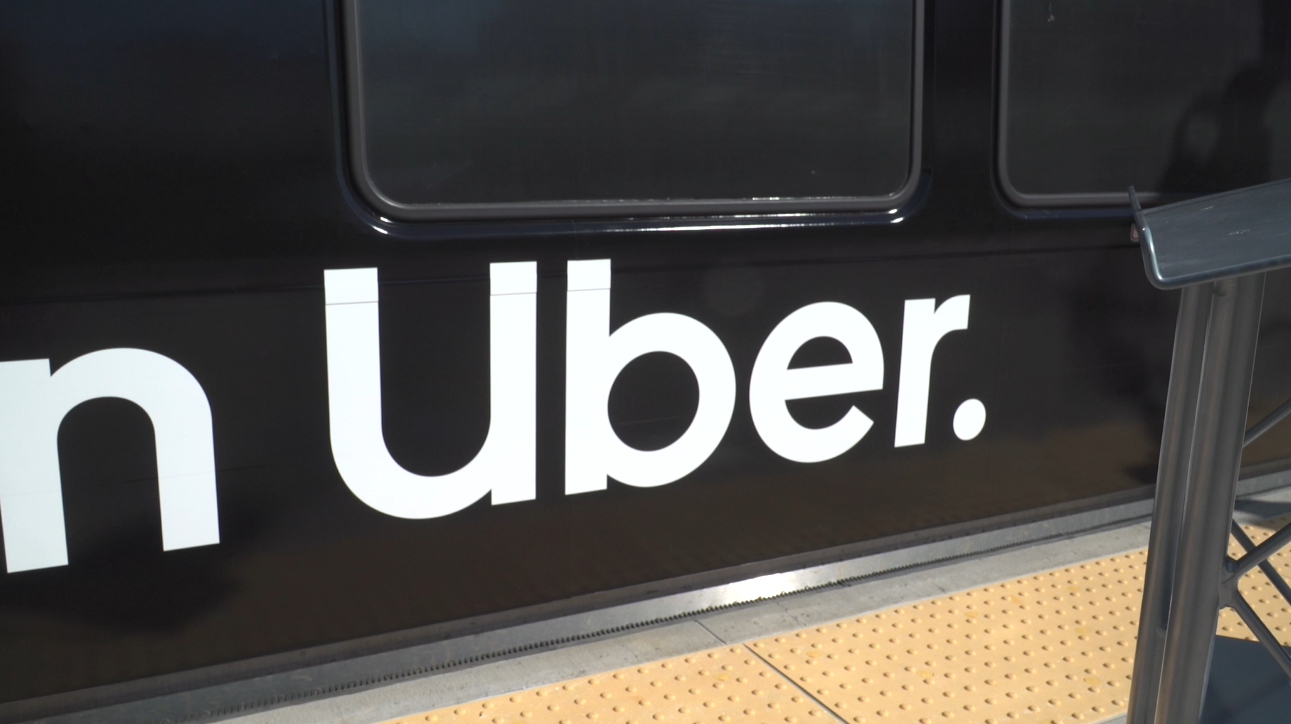 Uber adds public transportation options in app