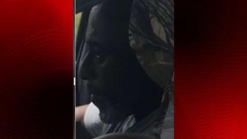 Lafayette Tobacco Plus theft suspect.jpg