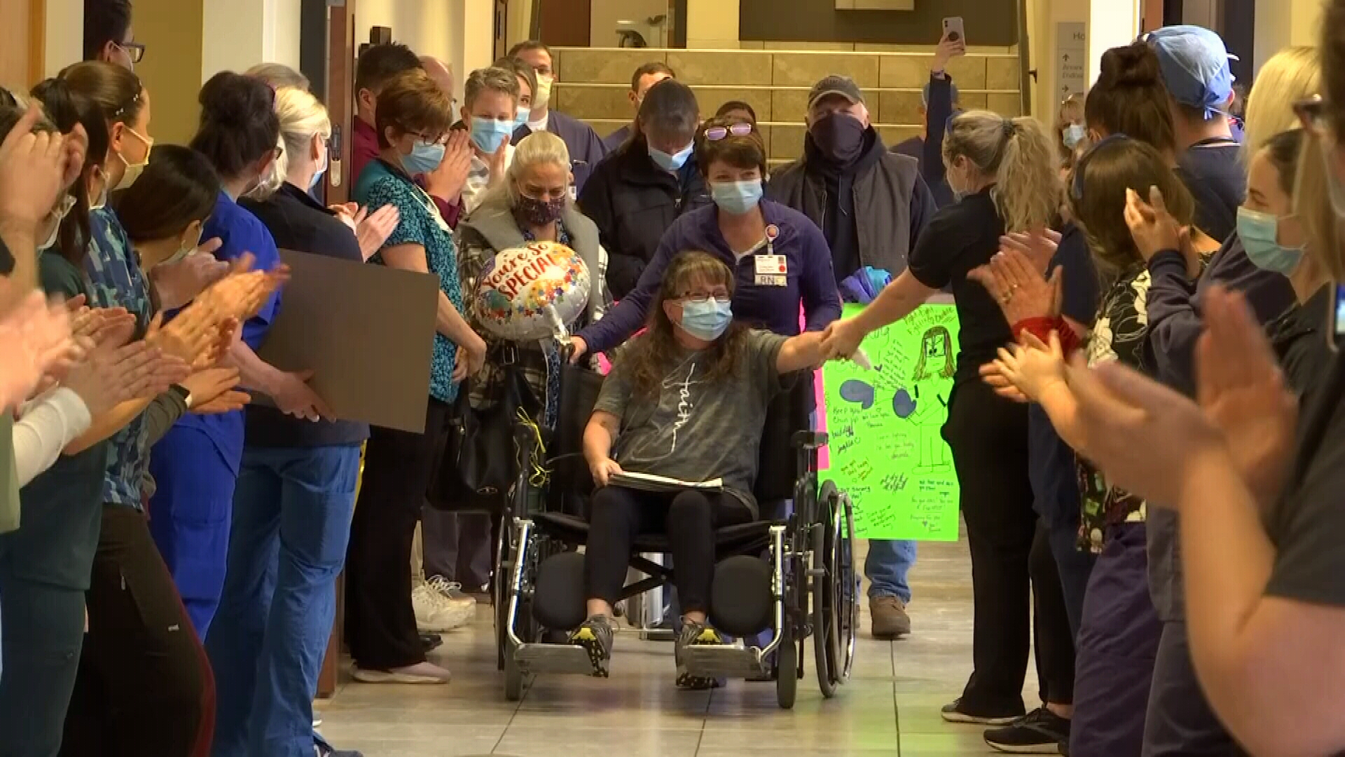 Billings Clinic nurse released from ICU after long fight with COVID-19 - Vimarsana News