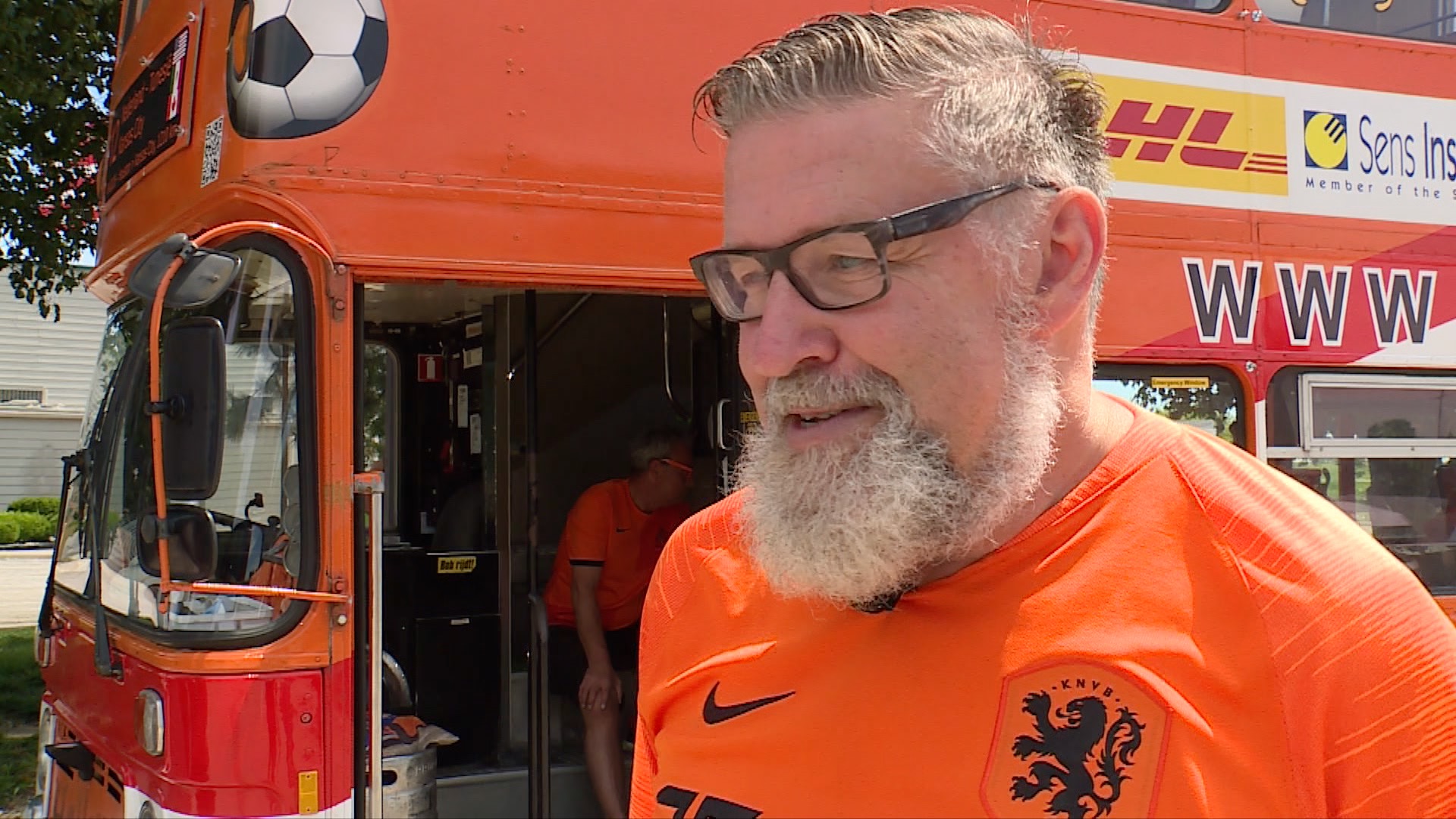 Henk Van Beek.jpg