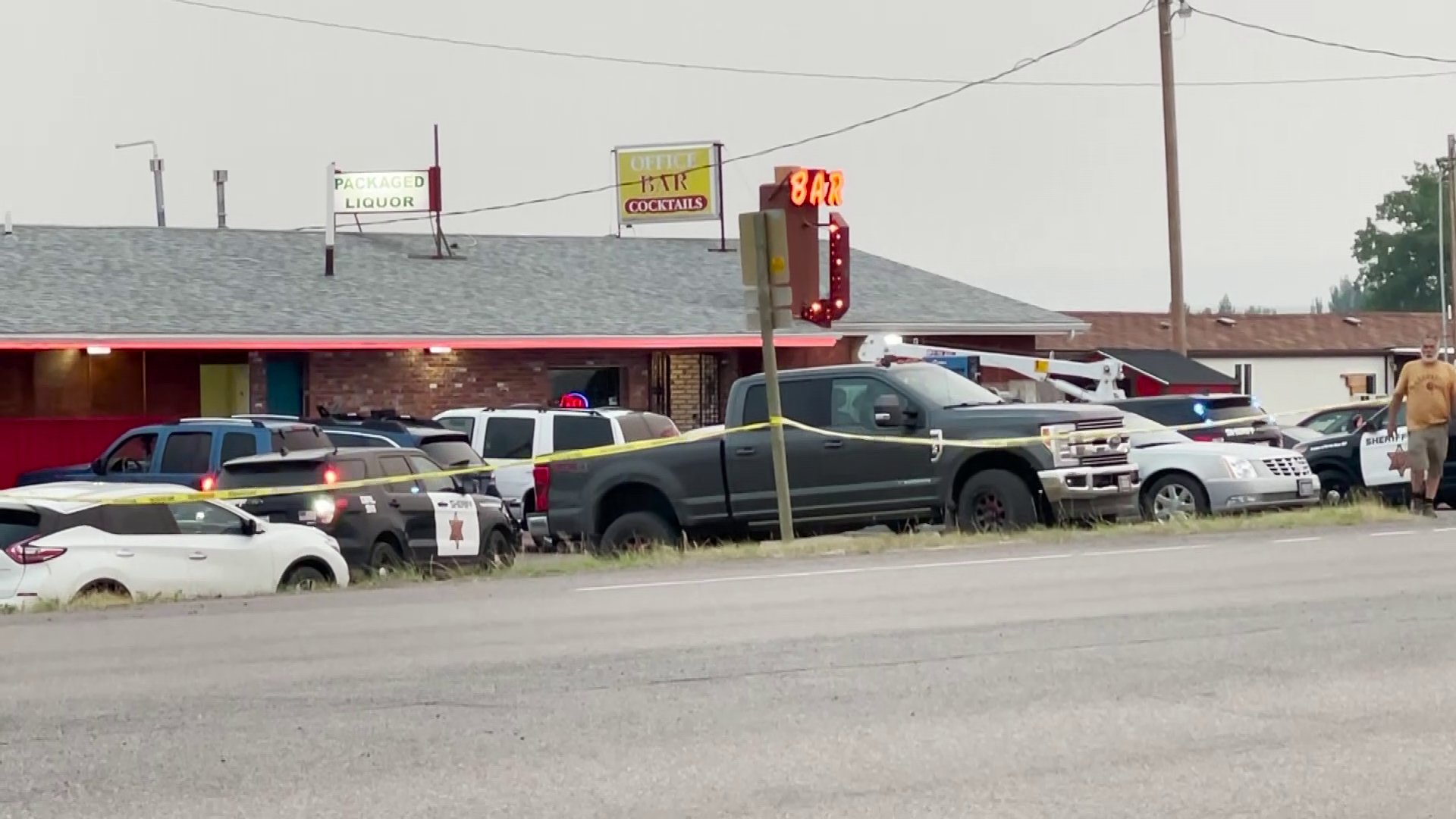 1 man dead, suspect in custody after incident in Vaughn