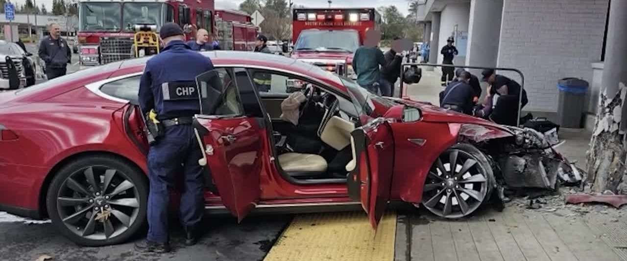 Tesla crashes into Girl Scout cookie stand
