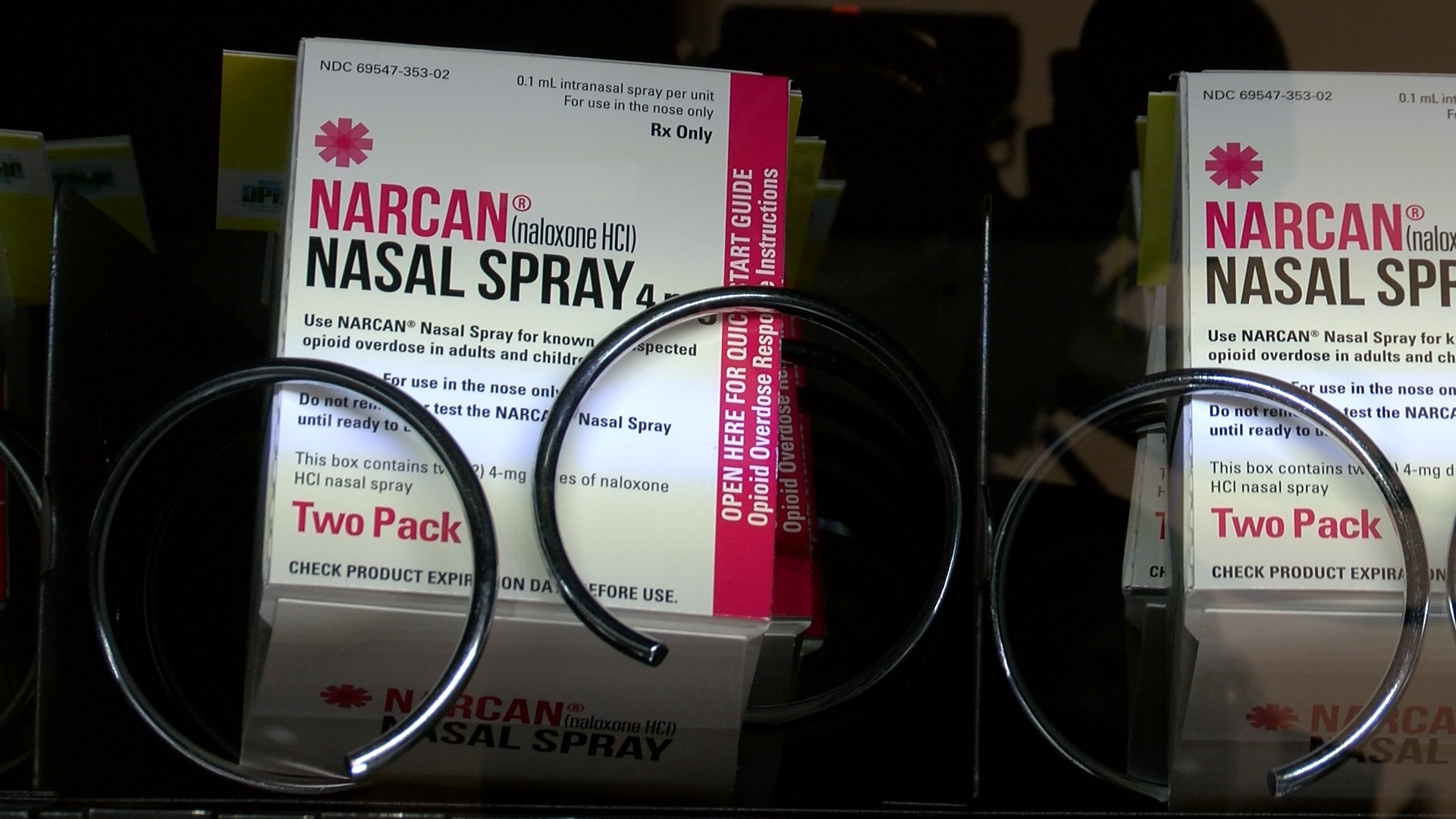 Helena sets up free Narcan vending machines - Vimarsana News