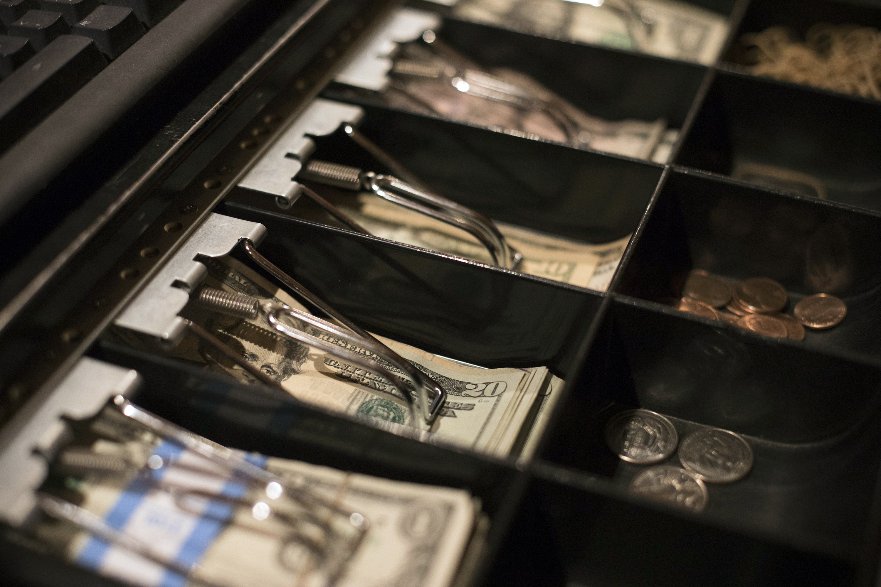 Cash Register (FILE)