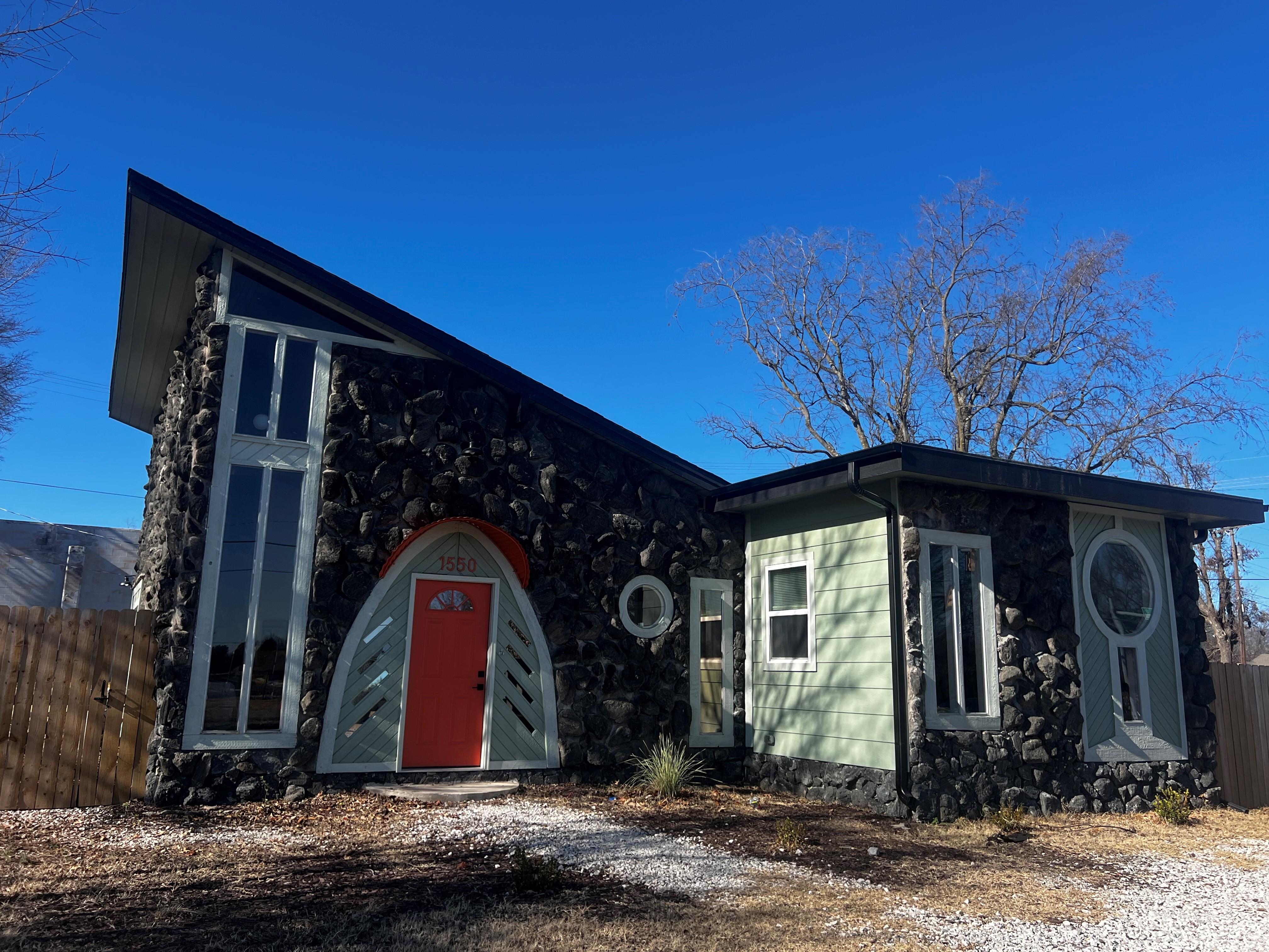 House without water.jpg