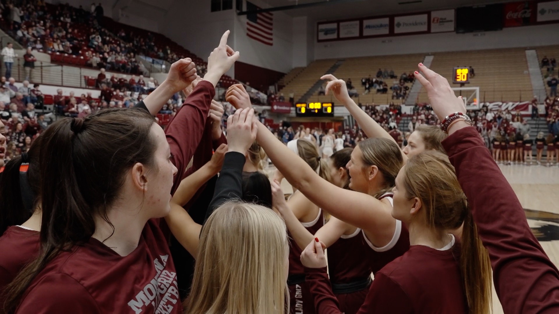 Montana LG huddle.jpg