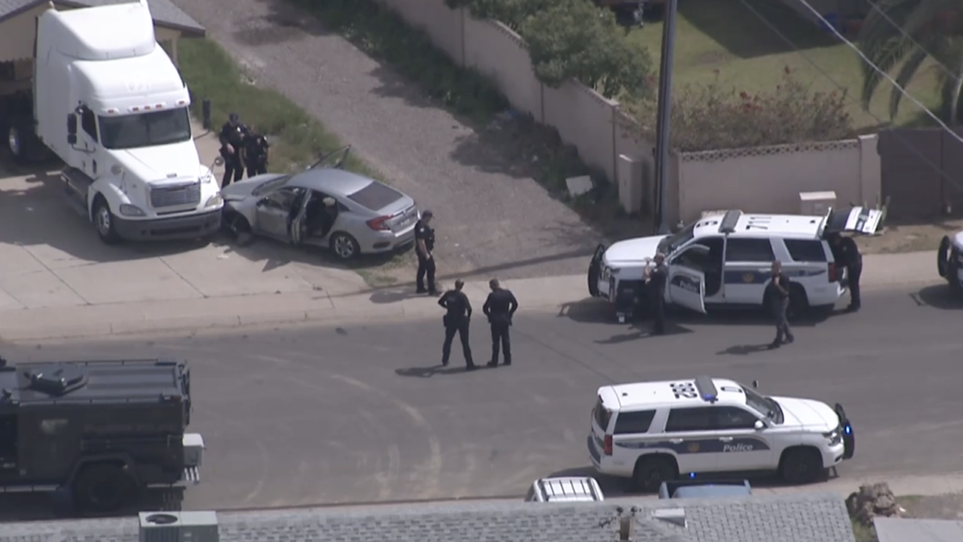 4949 N 51ST AVENUE PD INVOLVED CRASH 